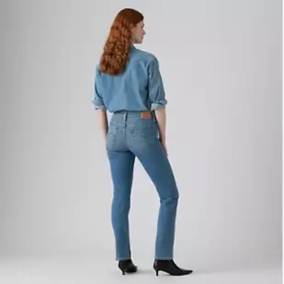 Levis 314 Shaping Straight Mid Rise Jean - Picture 1 of 9